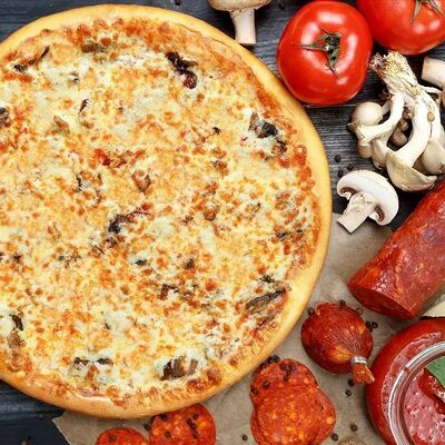 Пицца Пепперони в Vivat Pizza по цене 516 ₽
