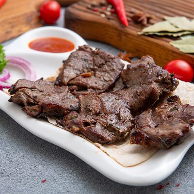 Шашлык из говяжьей вырезкив Звёздная ночь по цене 1365 ₽