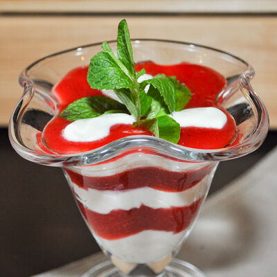 Маскарпоне с клубникой в PrestoMia по цене 330 ₽