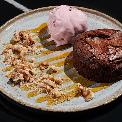 Шоколадный фондан в Moslounge & Bar по цене 550 ₽