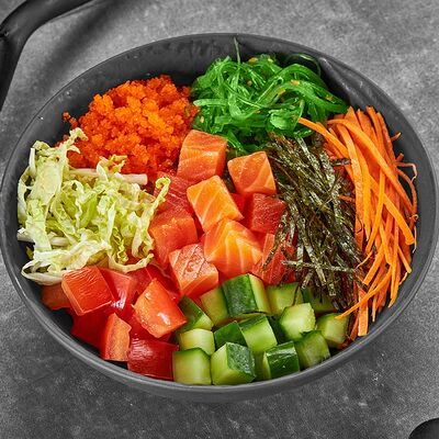 Поке с лососем в Суши Мастер по цене 369 ₽