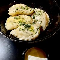 6 вареников с картофелем и грибами в Эники беники