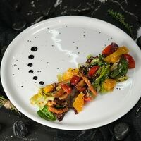 Тёплый салат с индейкой в Галилео