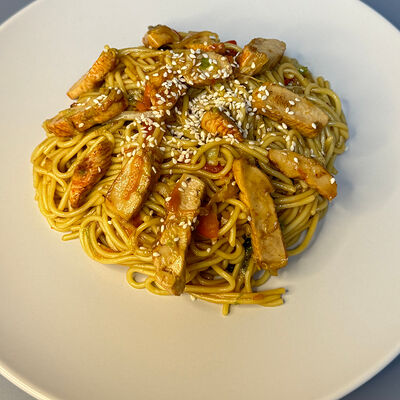 Яичная с курицей в Total Sushi по цене 540 ₽