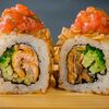 Ролл из жареной кожи лосося в Yellowfin sushi по цене 570