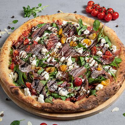 Фирменная Гладиатор в Gladiator Pizzeria по цене 849 ₽