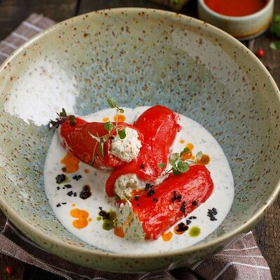 Печеные перцы с надуги и соусом сотолия в Баклажан в ТЦ 