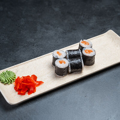 Классический ролл с лососем в Честнок по цене 345 ₽