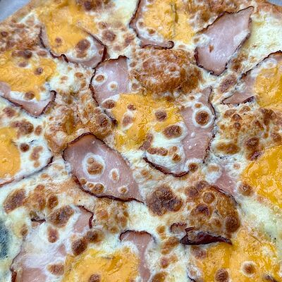 Пицца Клубная Коломбина в Anima Pizza по цене 930 ₽