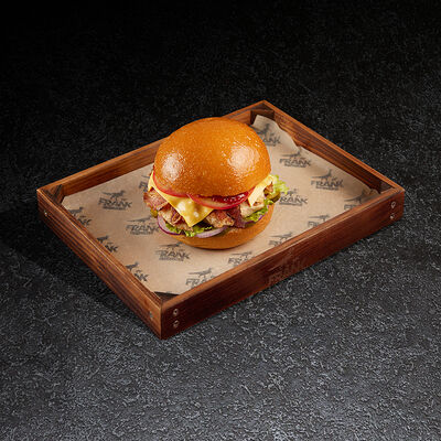 Бургер с куриным филе, беконом и сыром чеддер в Frank by Баста по цене 670 ₽