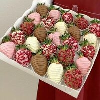 Клубника в шоколаде в наборе Сладкий Сон в Chocoboom