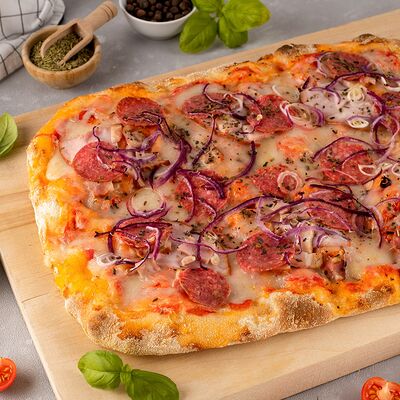 Пицца Мясная в Простая еда по цене 1090 ₽