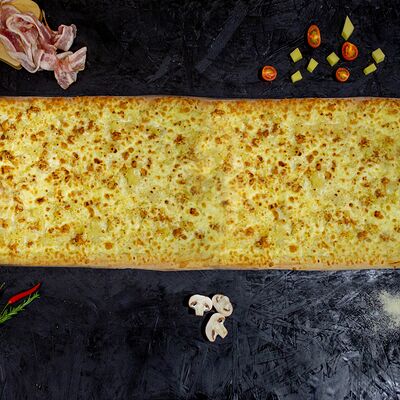 Курица-ананас метровая в Epic Pizza по цене 2380 ₽