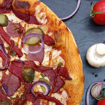 Пицца Биф Барбекю в Teramo Pizza по цене 750 ₽