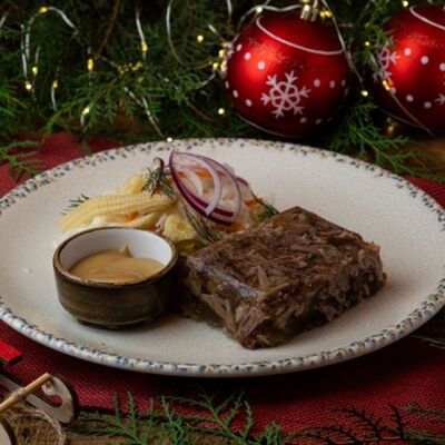 Студень по-аргентински из бычьих хвостов в La Vaca по цене 630 ₽