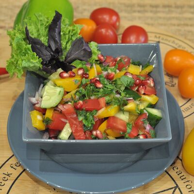 Салат Чобан в Кебаб экспресс по цене 200 ₽