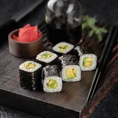Ролл Авокадо в СушиСтор по цене 214