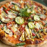Пицца с овощами в Веган Go Vegan