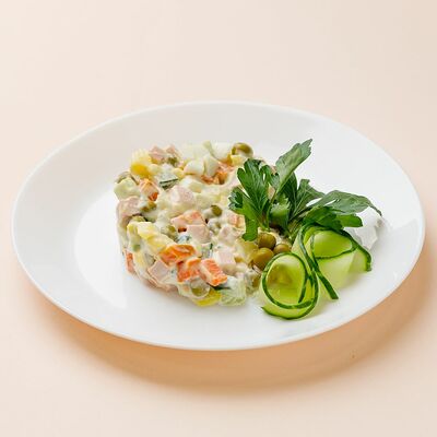 Оливье в Домашняя кухня Колобок.ru по цене 189 ₽