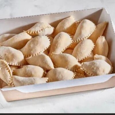 Вареники картофель/лук с сюрпризамив Патисари по цене 660 ₽