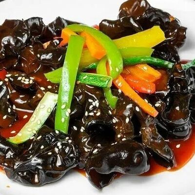 Салат Древесные грибы муэр с овощами в Китайка 77 как на Дальнем Востоке по цене 760 ₽