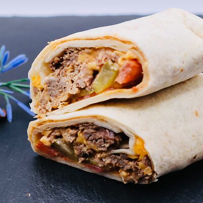 Ролл с говядинойв Два зерна по цене 372 ₽