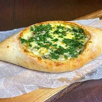 Хачапури с курицей и грибами в Хинкали Хо