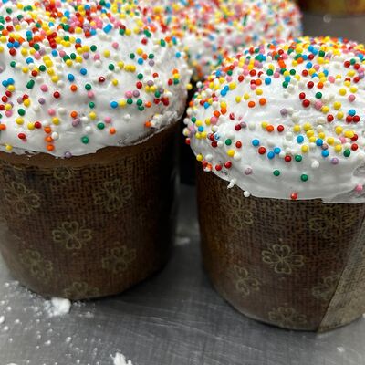 Кулич пасхальный с изюмом в Пышнотесто по цене 340 ₽