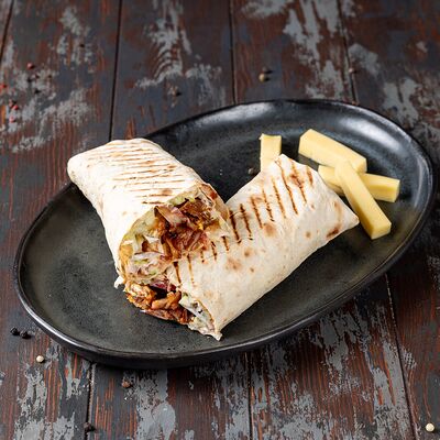 Шаурма сырная с курицей в Istanbul StreetFood по цене 550 ₽