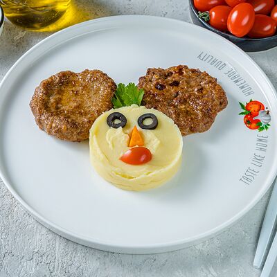 Котлеты Микки Маус с картофельным пюре в PizzAmore по цене 670 ₽