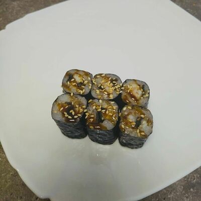 Мини-ролл Угорь в Суши Day по цене 385 ₽
