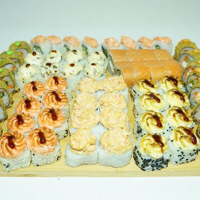 Сет Пятница в СУШИSELL по цене 5199 ₽