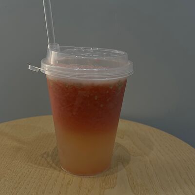 Фреш грейпфрутовый в S-coffee House по цене 450 ₽