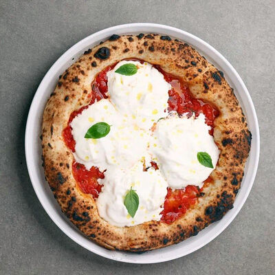 Томаты-страчателла в 321 Club by Novikov по цене 830