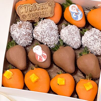 Тропический Новый год (клубника в шоколаде) в Букет Альфред I клубника в шоколаде и букеты по цене 3390 ₽