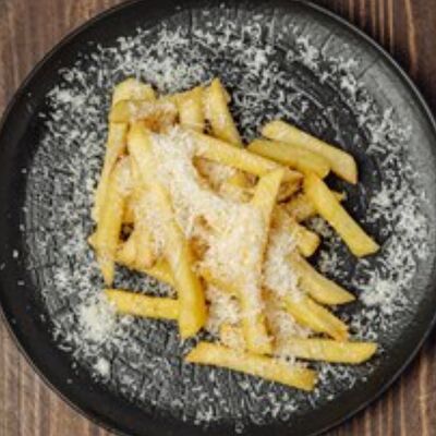Картофель фри с пармезаномв Green Pub по цене 403 ₽