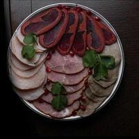 Мясное ассорти в Ели Сацебели