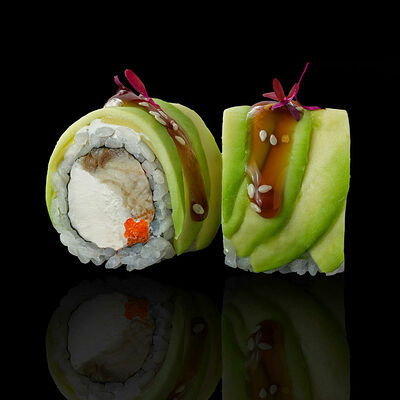 Зеленый дракон в Koi sushi bar по цене 1050 ₽