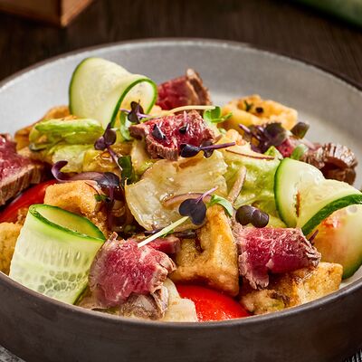 Салат с ростбифом в Честертон по цене 630 ₽