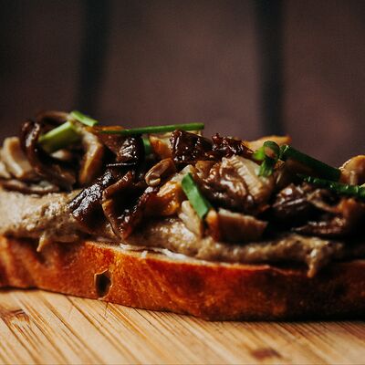 Брускетта с грибами в Gioffre по цене 204 ₽