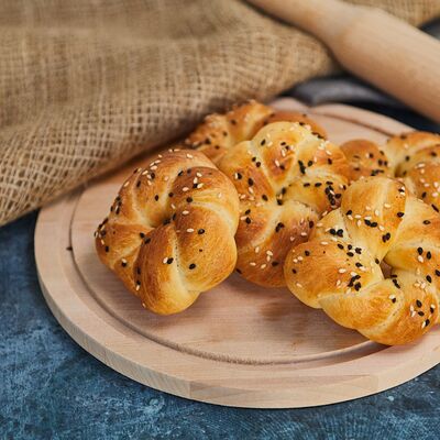 Булочка с кунжутом в Тайфун по цене 29