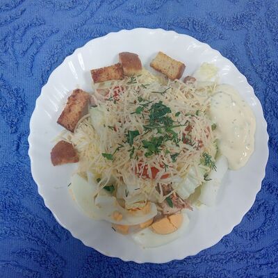 Салат Цезарь в Домашняя кухня у Ирмы по цене 195 ₽