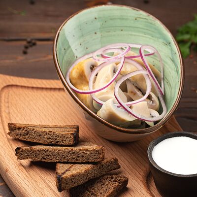 Грузди со сметаной в Седло по цене 710 ₽