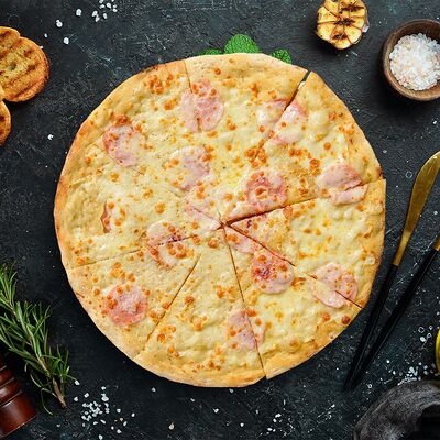 Ветчина и сыр маленькая в Pizza Красти Крабс по цене 379 ₽