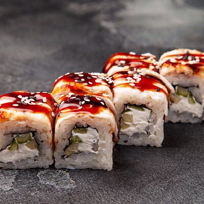 Филадельфия с угрём в Sushi Bar по цене 590 ₽