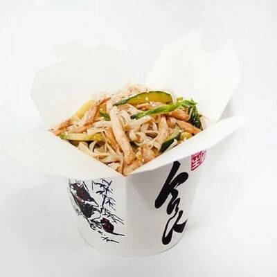 Удон с лососем и устричным соусом в Nami Sushi-Bar по цене 519 ₽