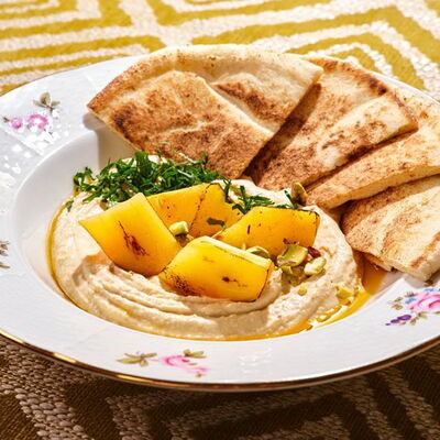 Хумус с хурмой и фисташкой в MANANA по цене 520