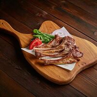 Корейка молодого барашка в Ача-Чача