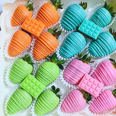 Набор клубника в шоколаде радугав Мос клубника в шоколаде по цене 3700 ₽