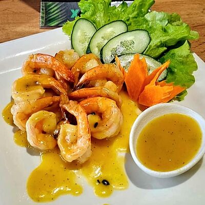 Креветки в экзотическом соусе маракуйя в Ханой по цене 1350 ₽